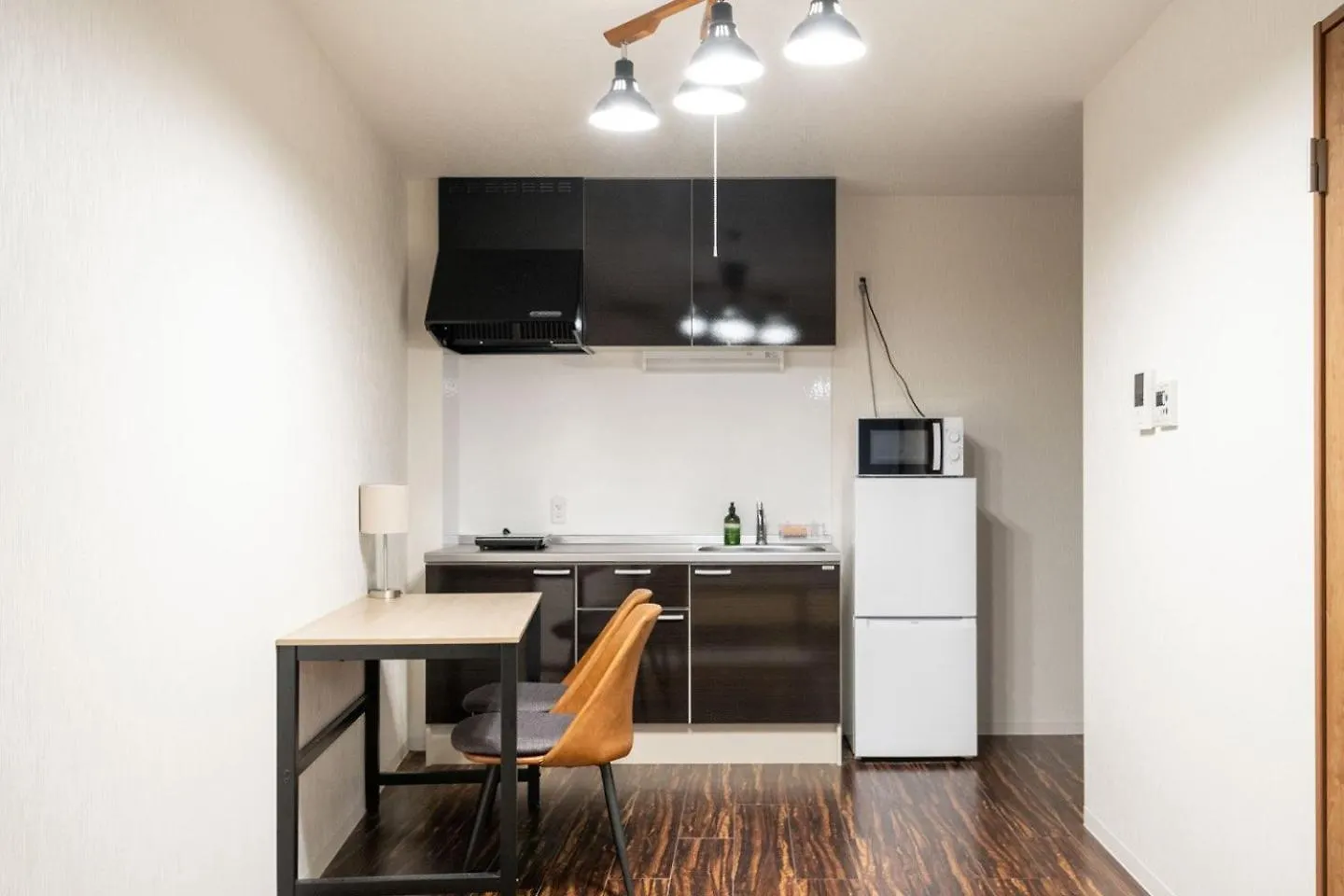 Osaka House Sinkan Daire
