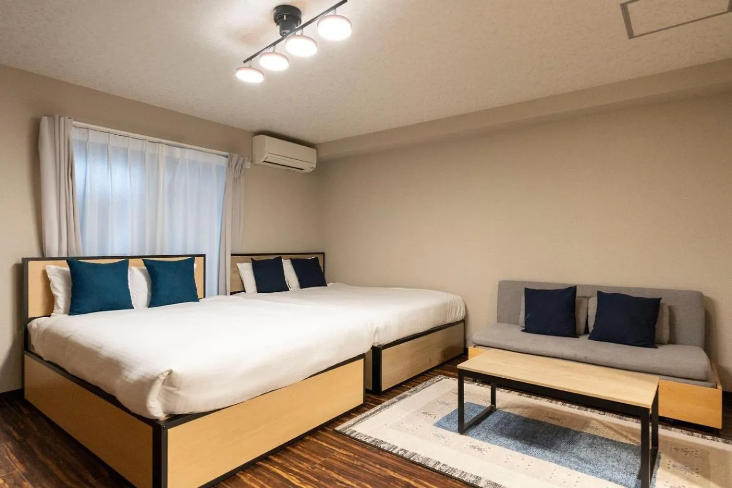 Osaka House Sinkan