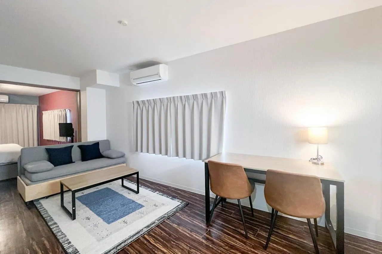 Osaka House Sinkan 0*,